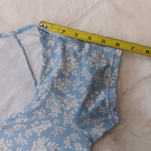 No Boundaries light blue/white floral dress - Picture 12 of 12